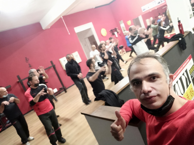 kung fu academy di Sifu Salvatore Mezzone, arti marziali wing chun, weng chun, wing tsun, tai chi quan, chi kung, sanda e sport dacombattimento, shaolin cina.jpg (1)